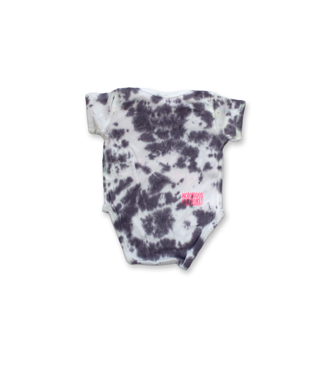 usual suspects - 6mo - bodysuit - piece no.: 260406