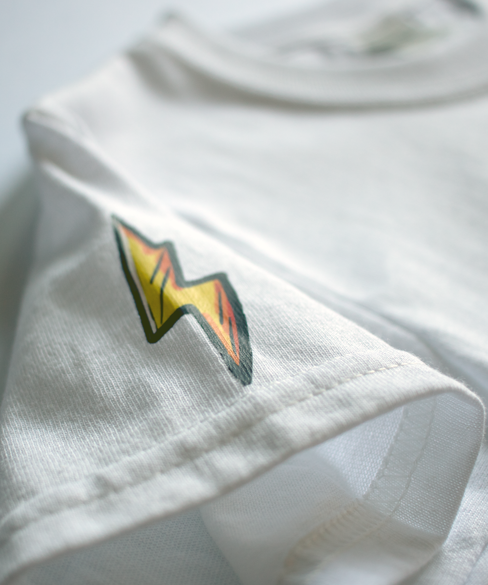 rainbow rain // 000 // white t-shirt